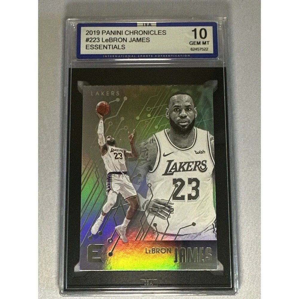 2019-20 Panini Chronicles - Essentials LeBron James #223